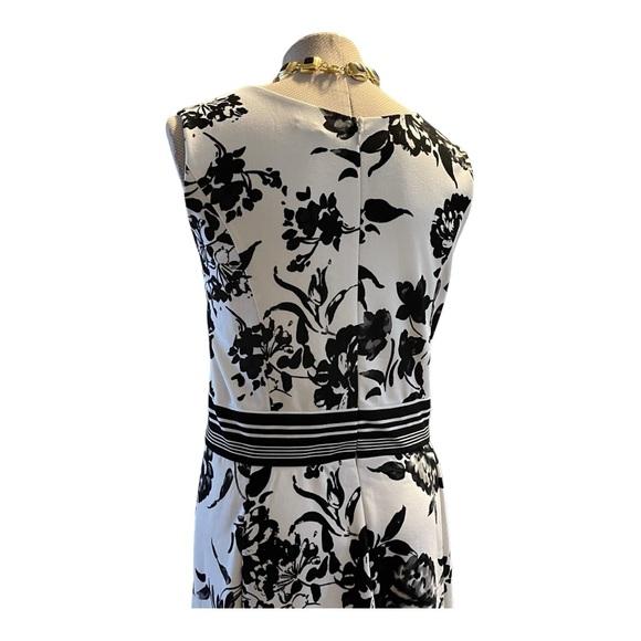 Lane Bryant Women’s Black White Skater Dress Size 26/28 - Picture 9 of 13